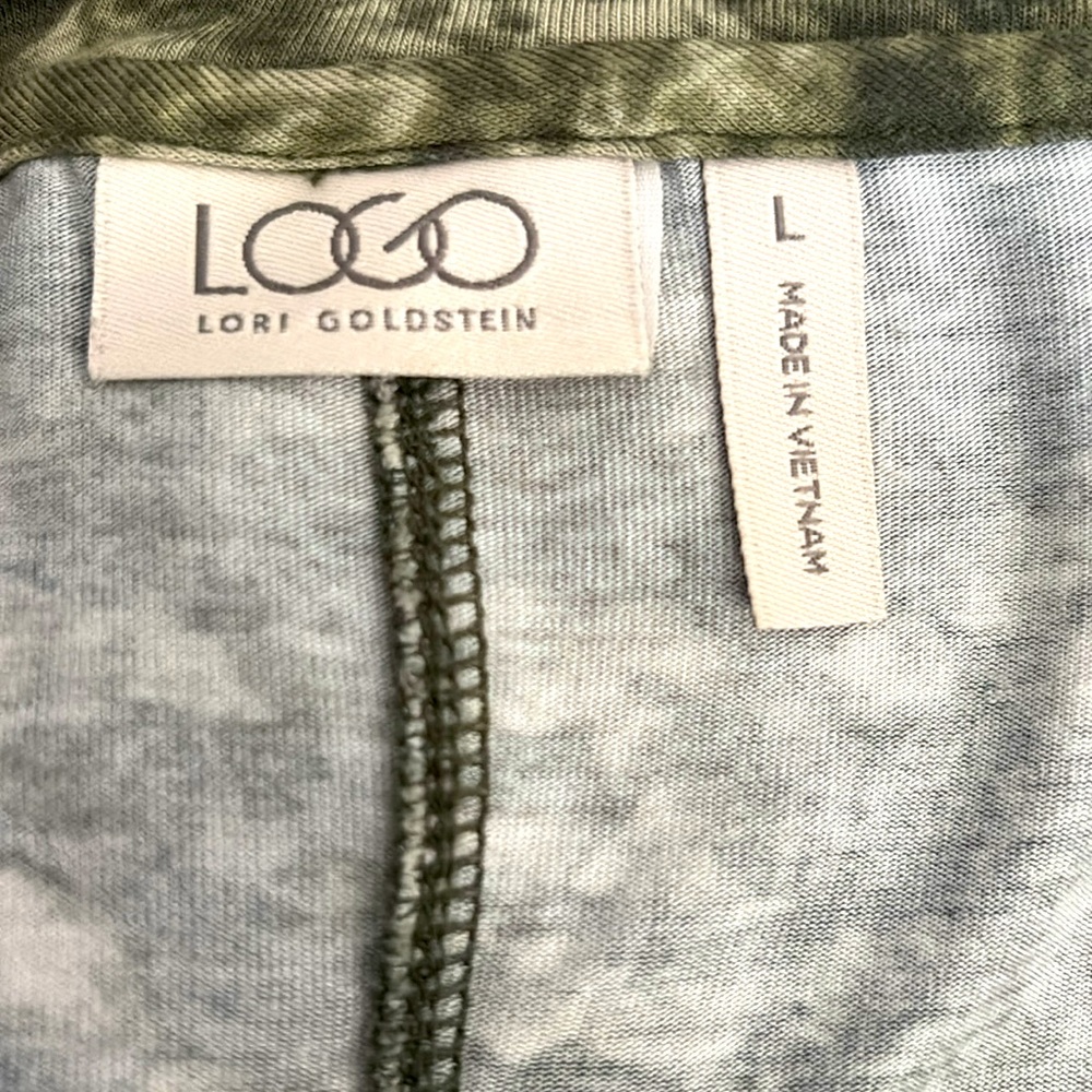 LOGO Long Sleeve Shark-bite Tunic. NWOT - Picture 4 of 5